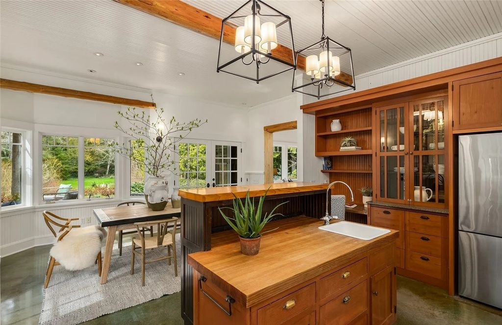 Priced at $4.2M, This Bainbridge Island Home Seamlessly Blends Modern Amenities With Serene Natural Surroundings