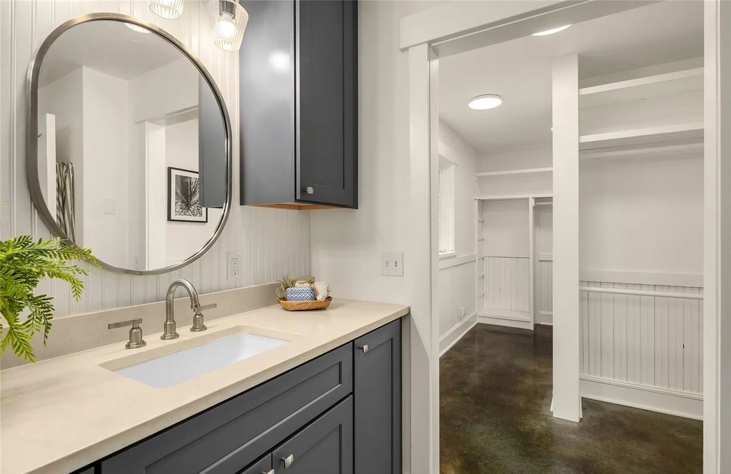 Priced at $4.2M, This Bainbridge Island Home Seamlessly Blends Modern Amenities With Serene Natural Surroundings