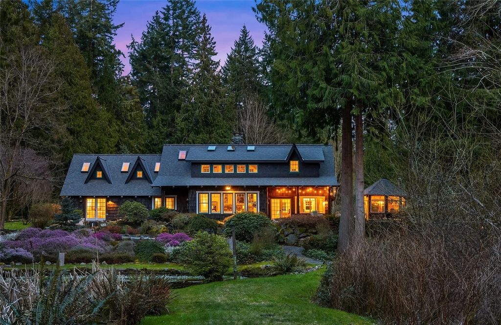 Priced at $4.2M, This Bainbridge Island Home Seamlessly Blends Modern Amenities With Serene Natural Surroundings
