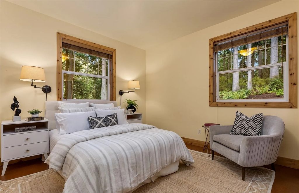 Priced at $4.2M, This Bainbridge Island Home Seamlessly Blends Modern Amenities With Serene Natural Surroundings