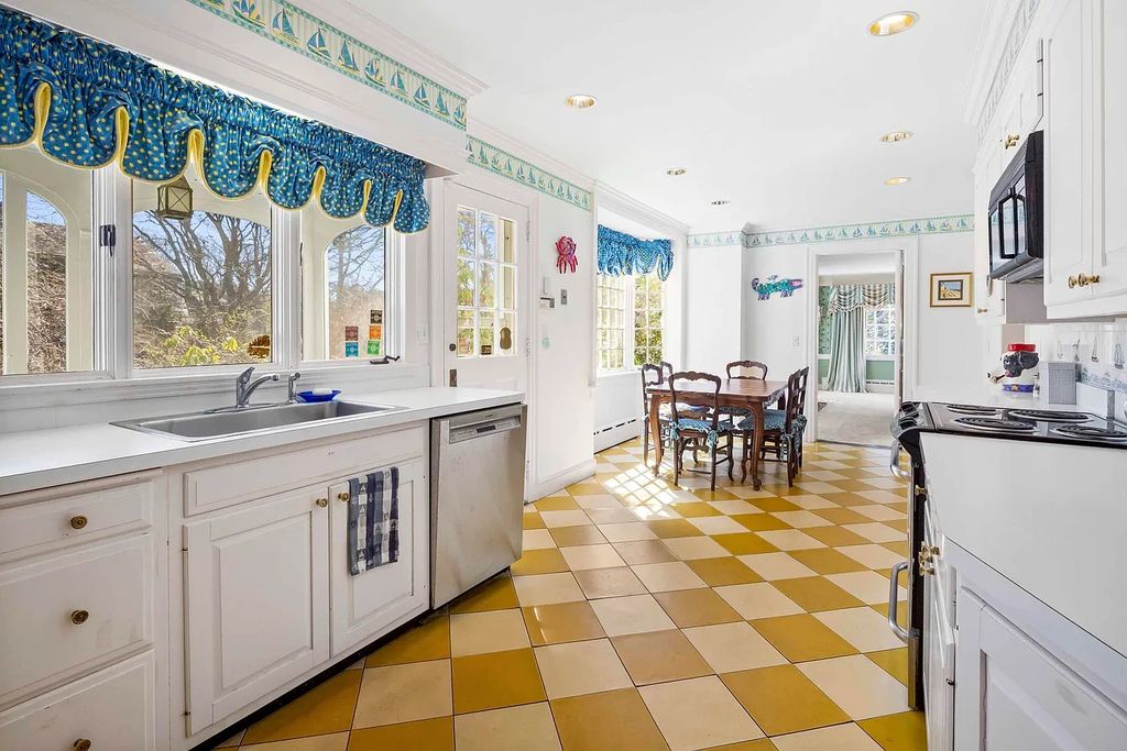 Private Compound with Manicured Lawns and Trees in Osterville, MA On the Market for $4.395M