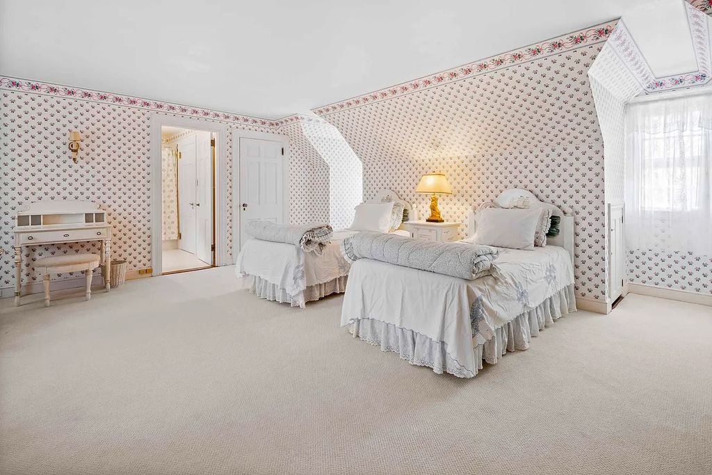 Private Compound with Manicured Lawns and Trees in Osterville, MA On the Market for $4.395M