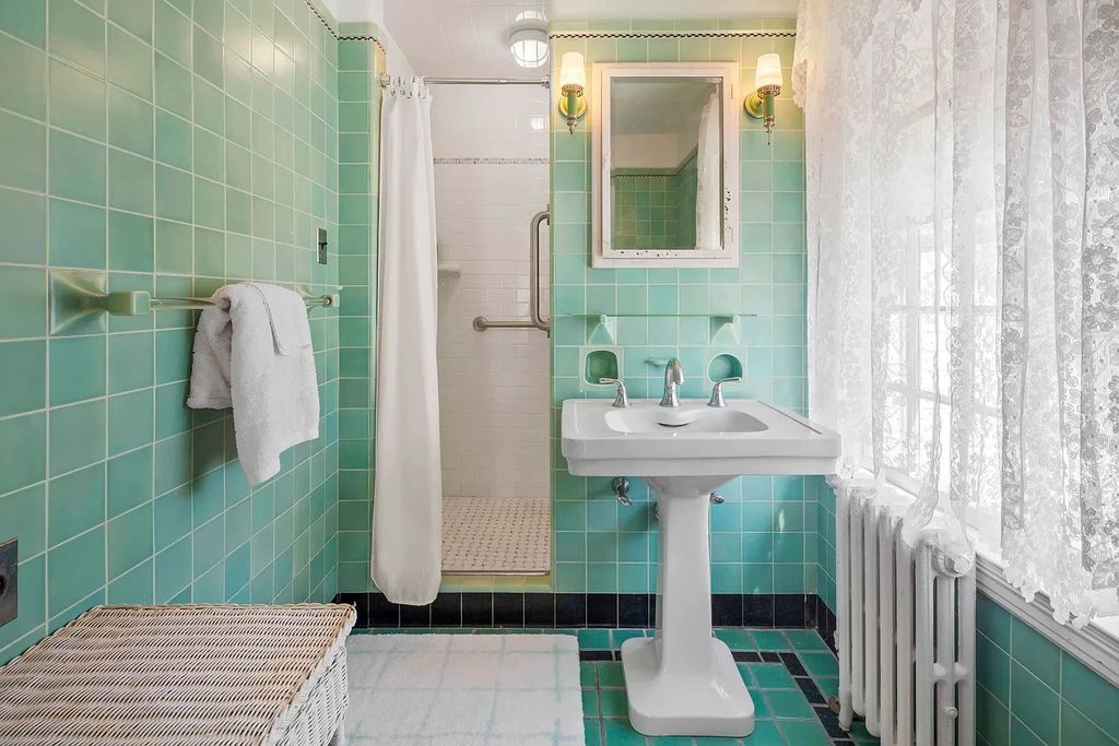 Private Compound with Manicured Lawns and Trees in Osterville, MA On the Market for $4.395M