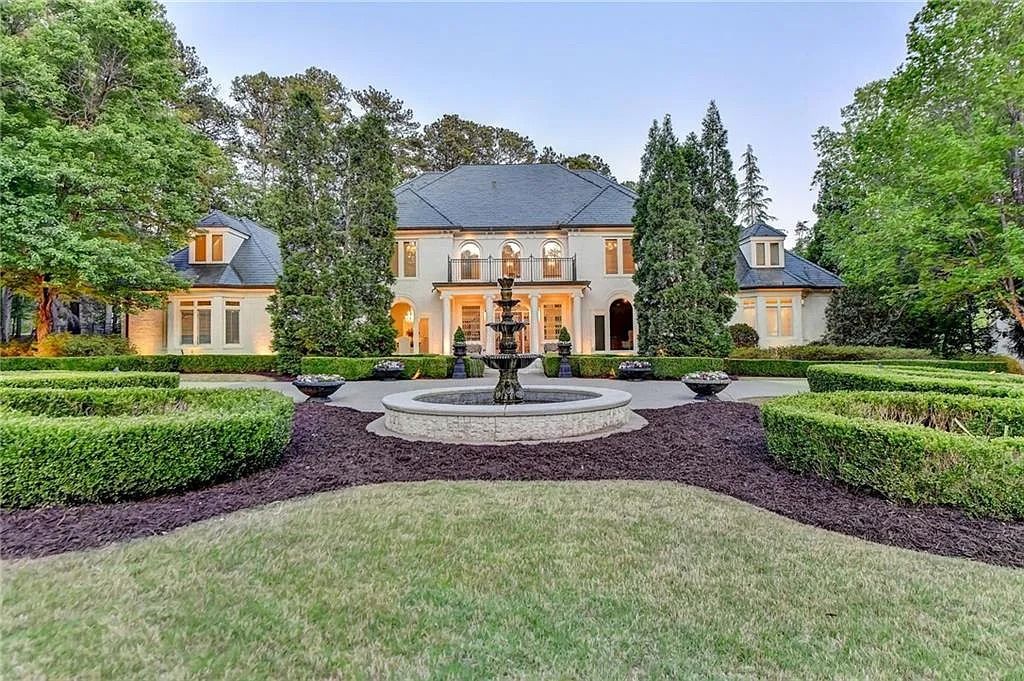 Private Luxury Living: Extraordinary Outdoor Spaces at $2.9M Johns Creek, GA Home