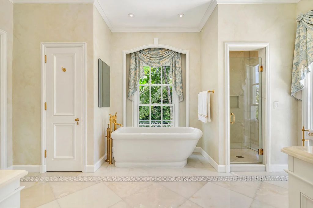 Welcome to 120 Via Del Lago, Palm Beach, Florida a Marion Sims Wyeth designed classic masterpiece. This 13,000+ sq ft Estate boasts 7 beds, 12 baths, expansive indoor/outdoor living areas, gardens, pool and separate guest house.