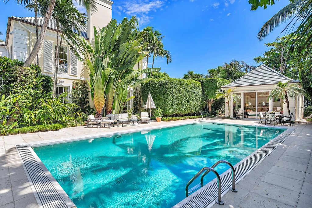 Welcome to 120 Via Del Lago, Palm Beach, Florida a Marion Sims Wyeth designed classic masterpiece. This 13,000+ sq ft Estate boasts 7 beds, 12 baths, expansive indoor/outdoor living areas, gardens, pool and separate guest house.