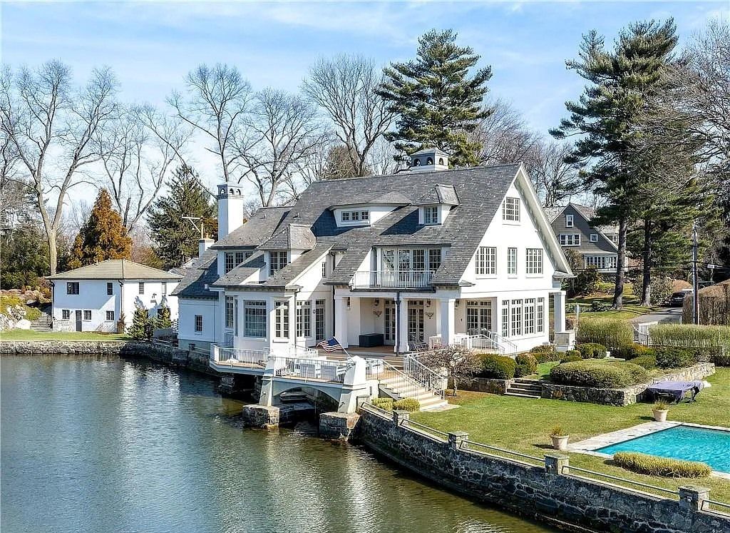 Tokeneke Dream Home: Renovated Waterfront Gem in Darien, CT with an Asking Price of $7.5M