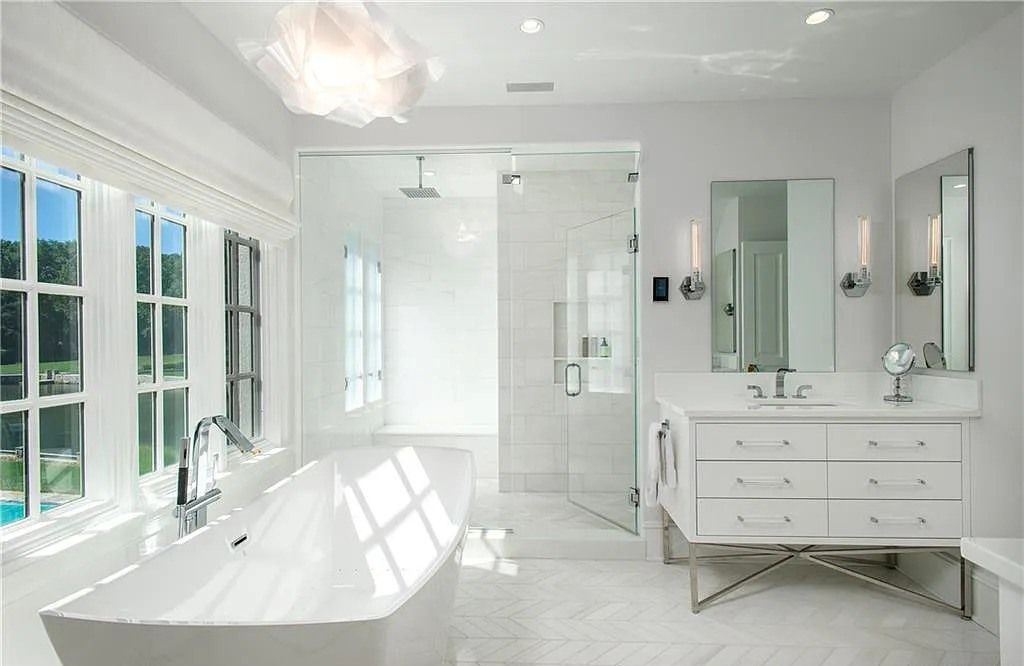 Tokeneke Dream Home: Renovated Waterfront Gem in Darien, CT with an Asking Price of $7.5M