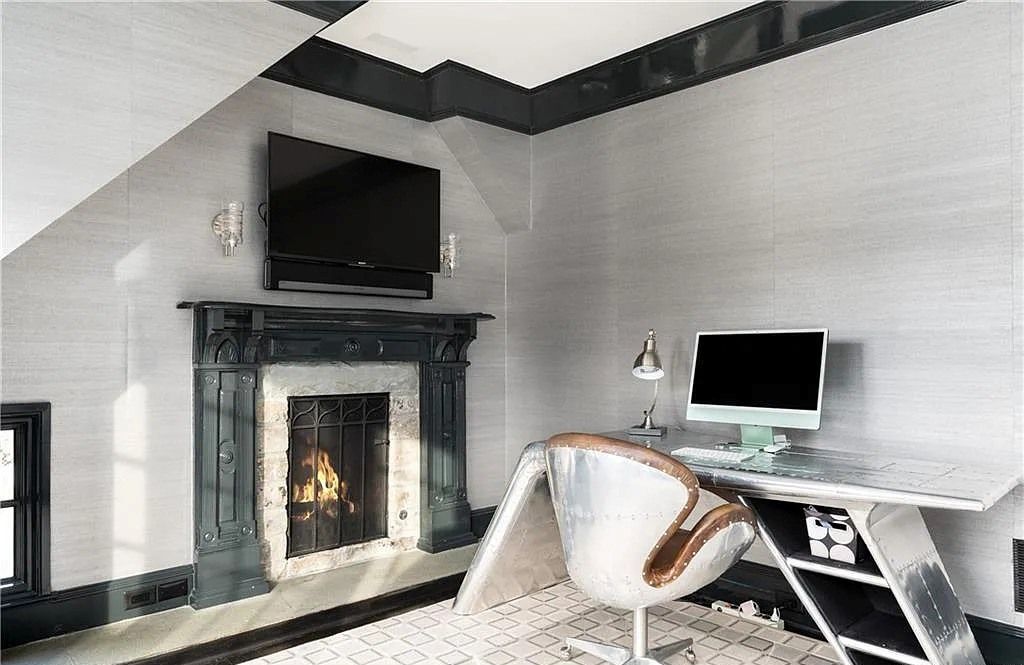 Tokeneke Dream Home: Renovated Waterfront Gem in Darien, CT with an Asking Price of $7.5M