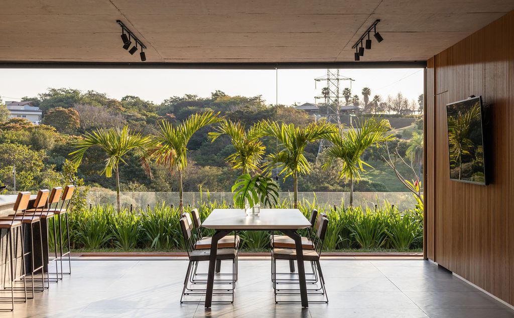 Two Squares House, Elegant House in Brazil by 24 7 Arquitetura