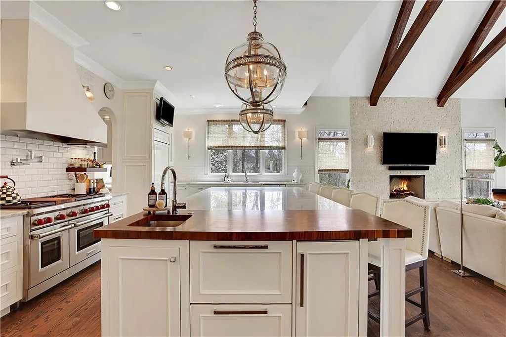Unmatched Luxury in Marietta, GA: Your Dream Home Awaits at $3.499M with Incredible Amenities