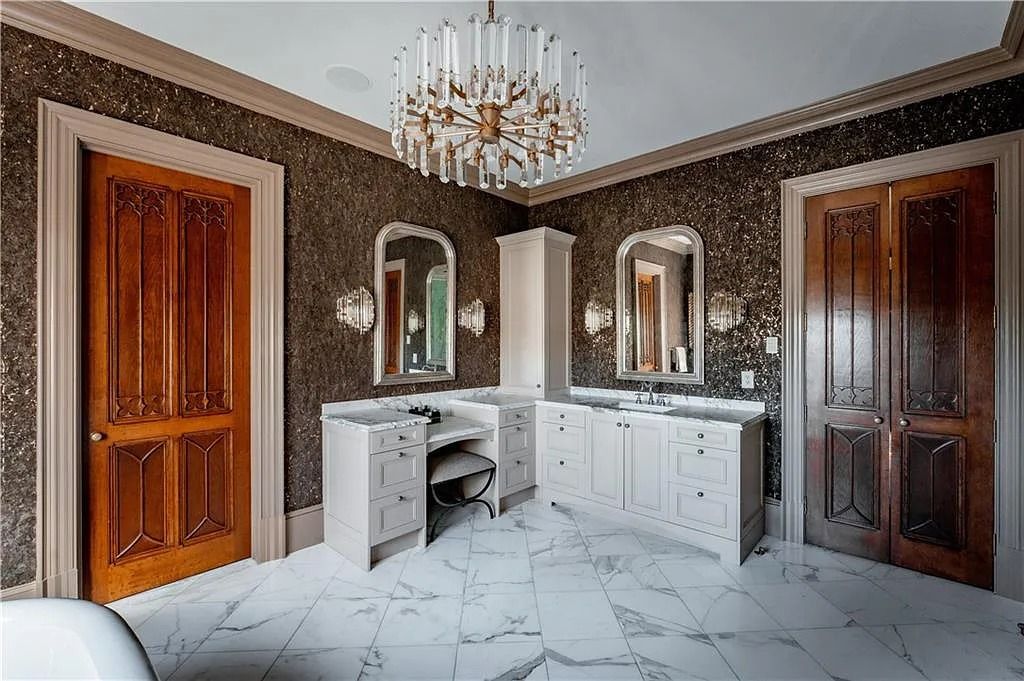 Woodland Hills Manor: A Perfect Fusion of Historic Craftsmanship and Cutting-Edge Automation in Atlanta, GA, Listed at $14.9M