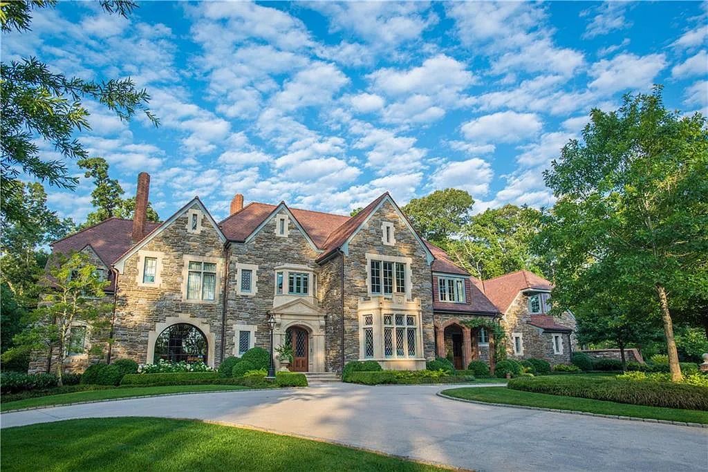 Woodland Hills Manor: A Perfect Fusion of Historic Craftsmanship and Cutting-Edge Automation in Atlanta, GA, Listed at $14.9M