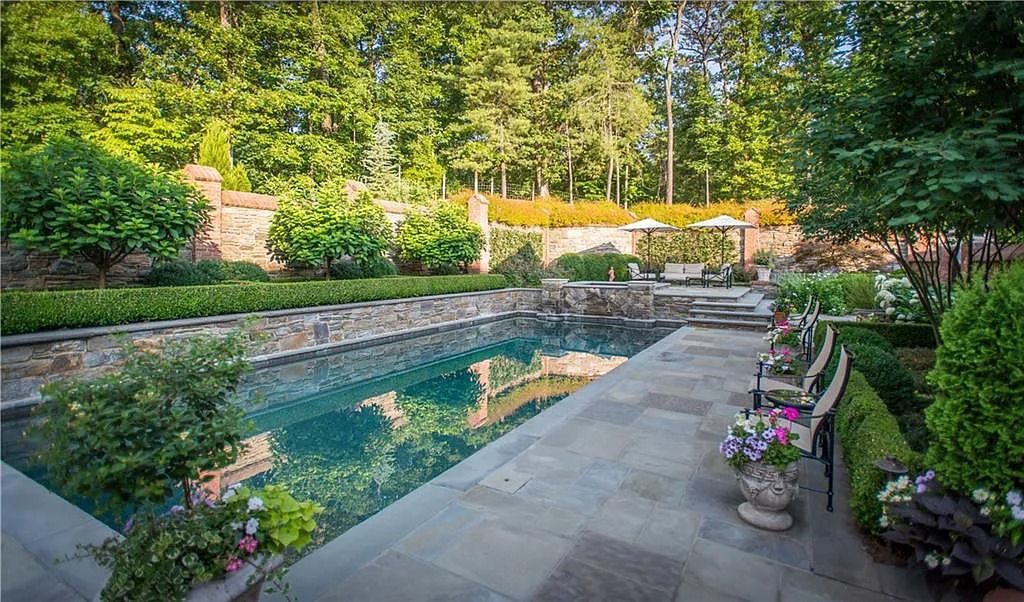Woodland Hills Manor: A Perfect Fusion of Historic Craftsmanship and Cutting-Edge Automation in Atlanta, GA, Listed at $14.9M