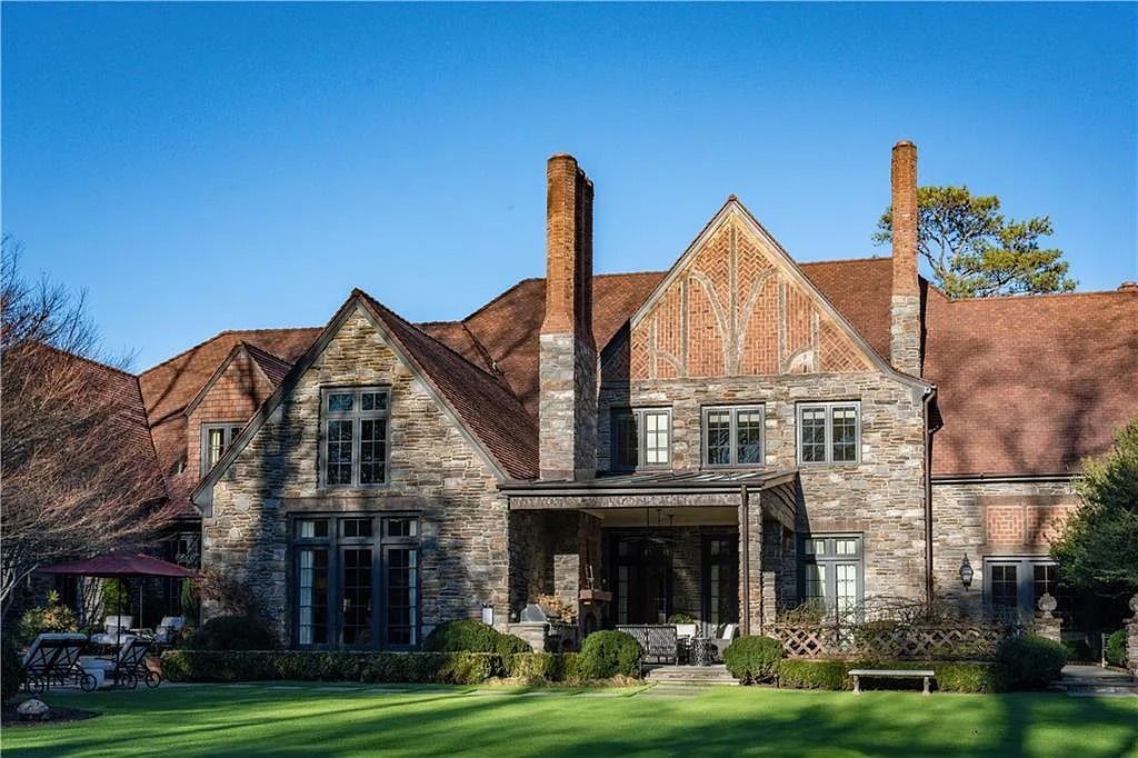 Woodland Hills Manor: A Perfect Fusion of Historic Craftsmanship and Cutting-Edge Automation in Atlanta, GA, Listed at $14.9M