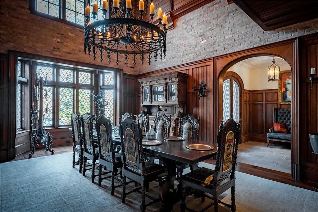 Woodland Hills Manor: A Perfect Fusion of Historic Craftsmanship and Cutting-Edge Automation in Atlanta, GA, Listed at $14.9M