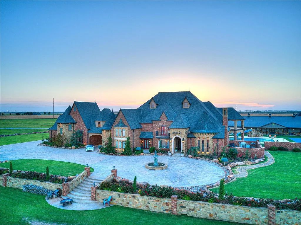 1110 W Will Rogers Drive Home in Kingfisher, Oklahoma. Discover the epitome of elegance and tranquility in this exceptional 30-acre estate located at 1110 W Will Rogers Drive. Situated in Kingfisher, Oklahoma, this remarkable property features a magnificent main house, two spacious barns, and a wealth of luxurious amenities.