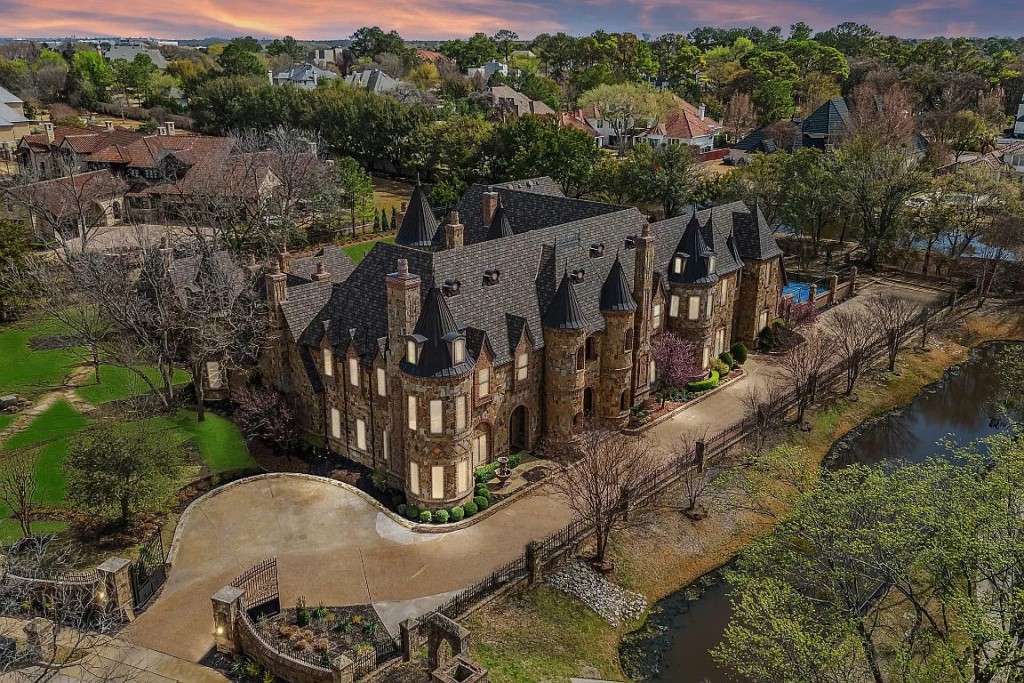 1161 La Mirada Southlake TX 76092 12