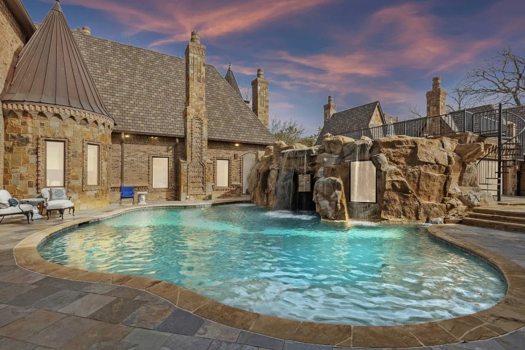 1161 La Mirada Southlake TX 76092 14