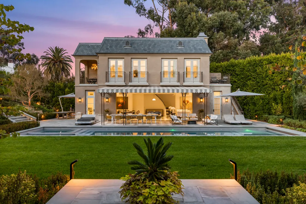 12770 S Bristol Circle Home in Los Angeles, California. Welcome to Bristol Chateau, a stunning classical residence designed by Studio William Hefner in the prestigious Brentwood Park neighborhood. This remarkable estate presents a seamless blend of traditional and contemporary styles. With meticulous attention to detail, Hefner has transformed this French chateau-inspired property into a truly exceptional living space.