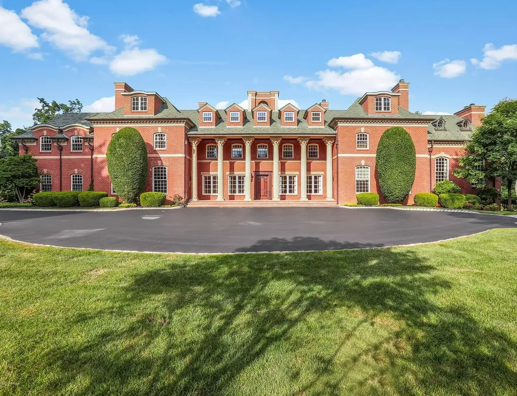 152 Bucks Mill Road Home in Colts Neck, New Jersey. One of the most magnificent estates in Colts Neck Township, New Jersey, where elegance and sophistication intertwine to create a truly exceptional living experience. As you pass through the iron gates and step onto the breathtaking grounds, it becomes evident that you have arrived at a place of unparalleled luxury.