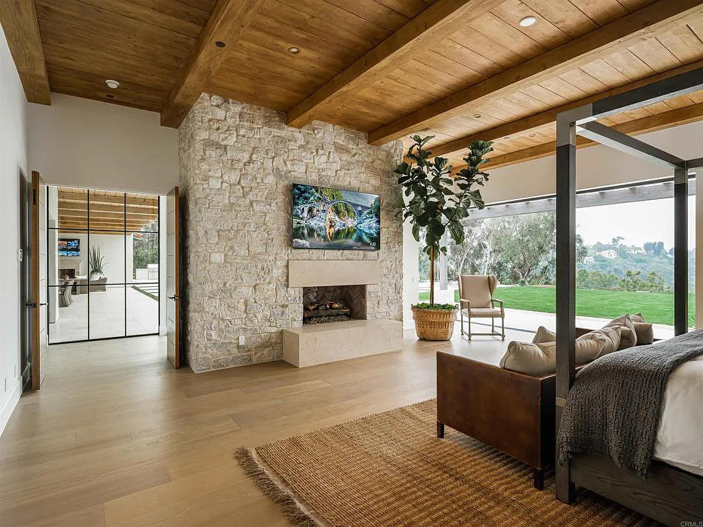 15250 Las Planideras Home in Rancho Santa Fe, California. Discover the extraordinary 15250 Las Planideras, a brand-new single-story custom home located on the desirable west side of Rancho Santa Fe. Built by the award-winning Herbst Construction and designed by Atelier A.Tesselaar, this exceptional property sits on nearly three acres of flat usable land.