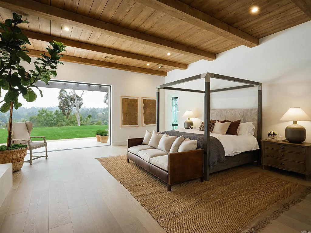 15250 Las Planideras Home in Rancho Santa Fe, California. Discover the extraordinary 15250 Las Planideras, a brand-new single-story custom home located on the desirable west side of Rancho Santa Fe. Built by the award-winning Herbst Construction and designed by Atelier A.Tesselaar, this exceptional property sits on nearly three acres of flat usable land.