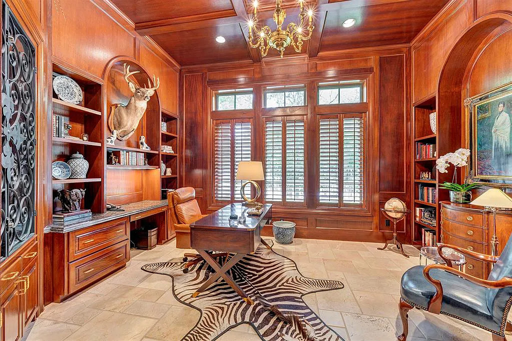 4 Crestwood Dr Houston TX 77007 12