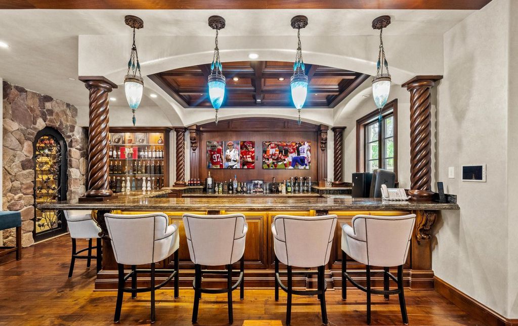 4787 Windhaven Drive Home in Thousand Oaks, California. Windhaven Vineyard Estate is a luxurious Mediterranean palace located in the guard-gated community of Country Club Estates. The estate sits on nearly 5 acres with stunning views of mountains, vineyards, and a golf course. 