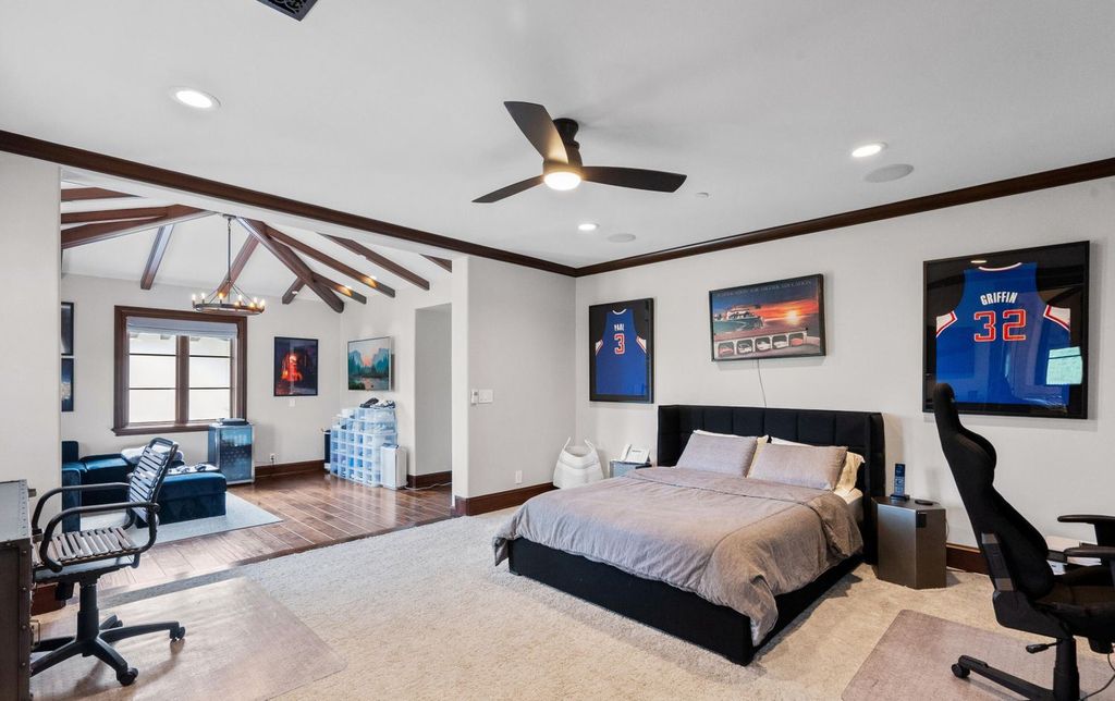 4787 Windhaven Drive Home in Thousand Oaks, California. Windhaven Vineyard Estate is a luxurious Mediterranean palace located in the guard-gated community of Country Club Estates. The estate sits on nearly 5 acres with stunning views of mountains, vineyards, and a golf course. 
