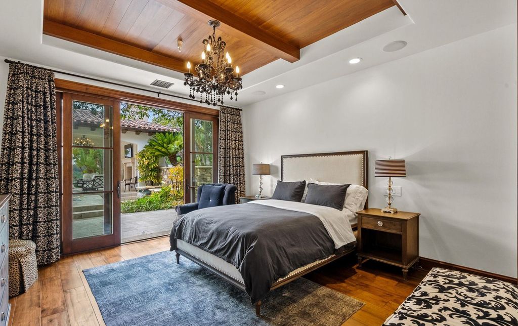 4787 Windhaven Drive Home in Thousand Oaks, California. Windhaven Vineyard Estate is a luxurious Mediterranean palace located in the guard-gated community of Country Club Estates. The estate sits on nearly 5 acres with stunning views of mountains, vineyards, and a golf course. 