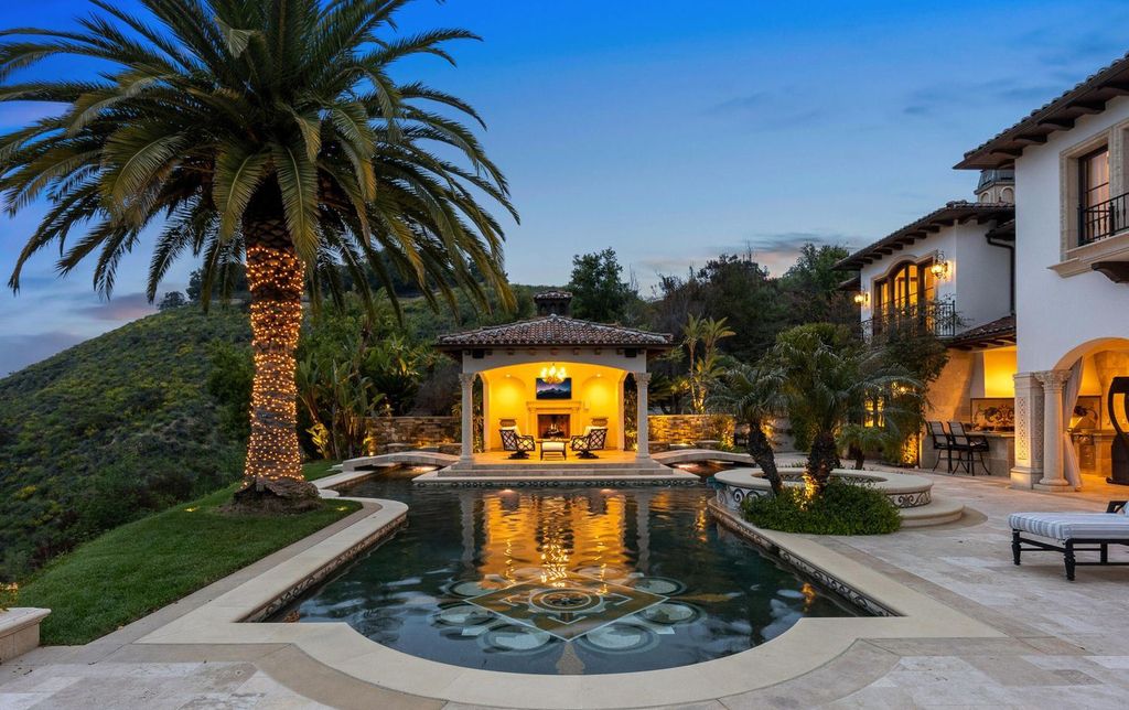 4787 Windhaven Drive Home in Thousand Oaks, California. Windhaven Vineyard Estate is a luxurious Mediterranean palace located in the guard-gated community of Country Club Estates. The estate sits on nearly 5 acres with stunning views of mountains, vineyards, and a golf course. 