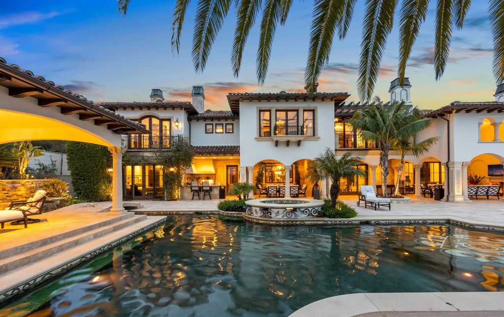4787 Windhaven Drive Home in Thousand Oaks, California. Windhaven Vineyard Estate is a luxurious Mediterranean palace located in the guard-gated community of Country Club Estates. The estate sits on nearly 5 acres with stunning views of mountains, vineyards, and a golf course. 