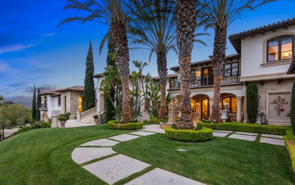 4787 Windhaven Drive Home in Thousand Oaks, California. Windhaven Vineyard Estate is a luxurious Mediterranean palace located in the guard-gated community of Country Club Estates. The estate sits on nearly 5 acres with stunning views of mountains, vineyards, and a golf course. 