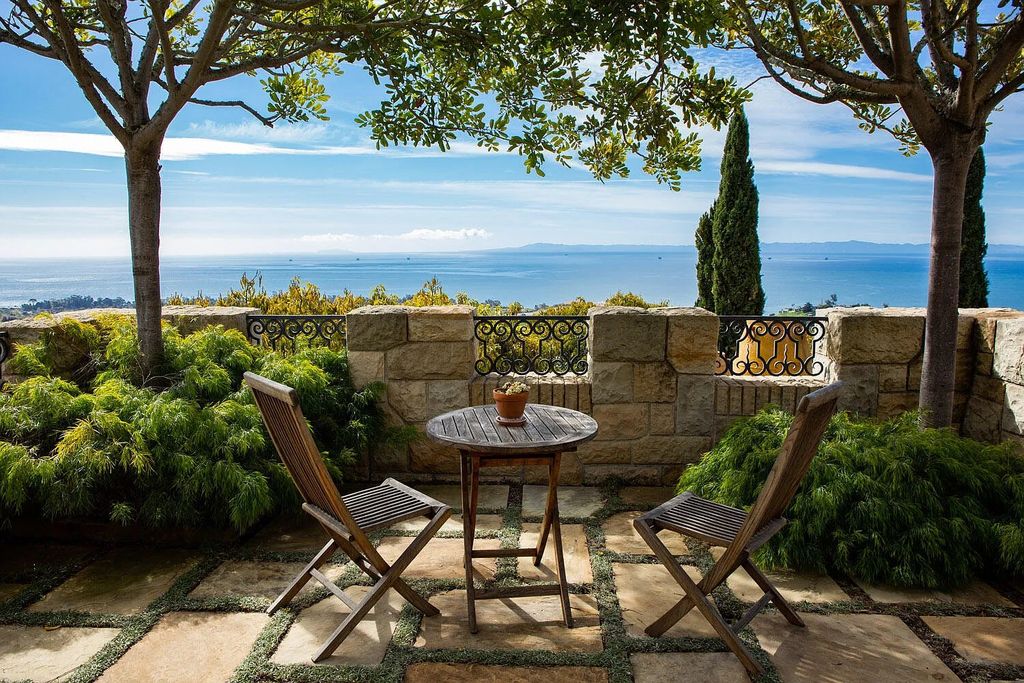 550 Freehaven Drive Home in Santa Barbara, California. This stunning estate, built in 2007, features 5 bedrooms, 7 bathrooms, and 8,117 square feet of luxurious living space on a sprawling 21.56-acre lot. Enjoy breathtaking views of the ocean, mountains, and Montecito's iconic natural beauty from every corner of the property.