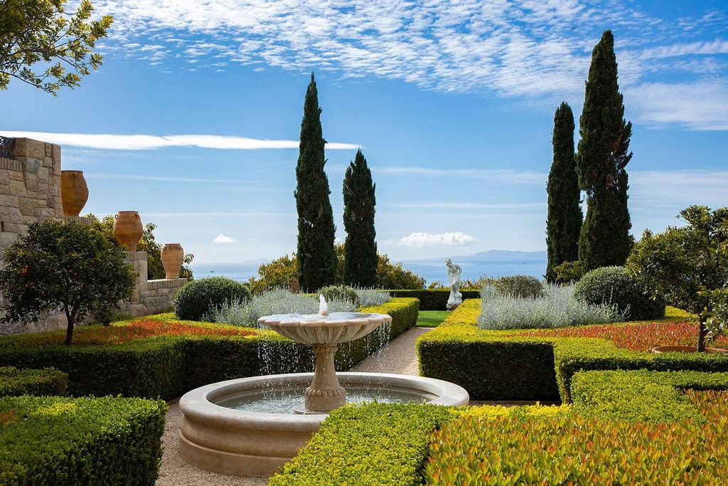 550 Freehaven Drive Home in Santa Barbara, California. This stunning estate, built in 2007, features 5 bedrooms, 7 bathrooms, and 8,117 square feet of luxurious living space on a sprawling 21.56-acre lot. Enjoy breathtaking views of the ocean, mountains, and Montecito's iconic natural beauty from every corner of the property.