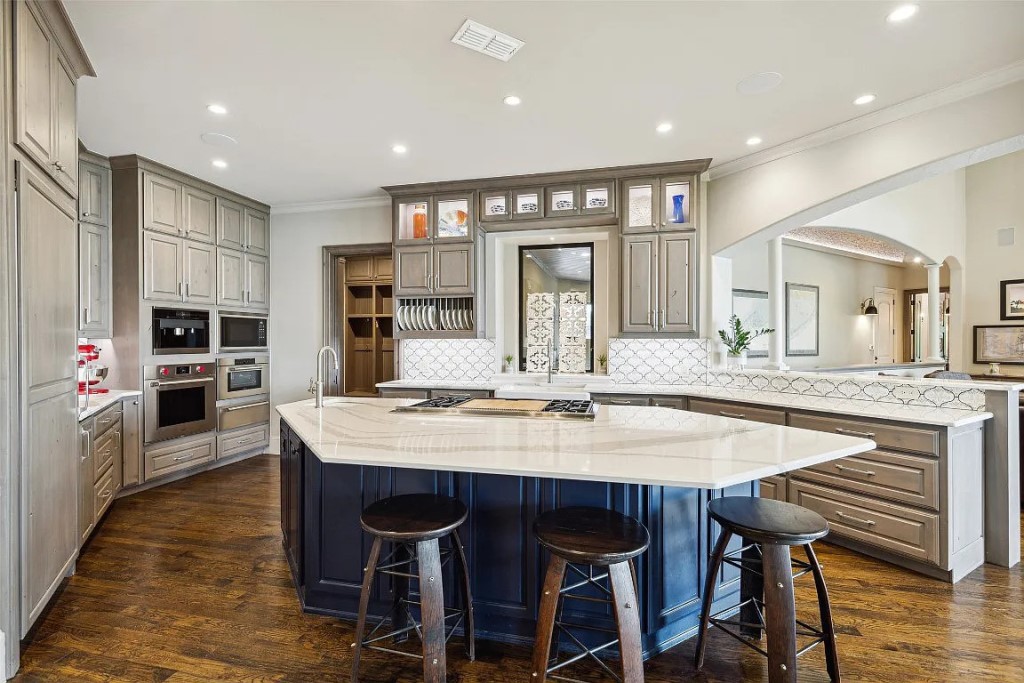 765 Carrie Ln Lakewood Village TX 75068 1