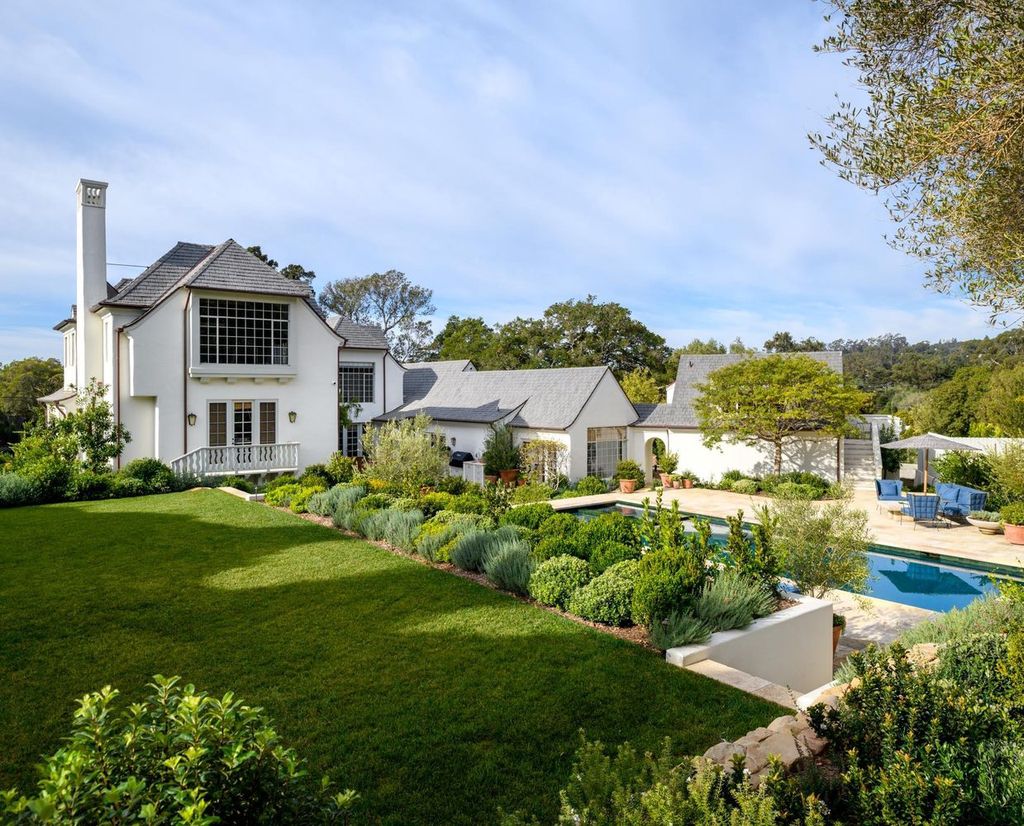 808 San Ysidro Lane Home in Santa Barbara, California. Discover this meticulously renovated oasis located near the renowned San Ysidro Ranch and Upper Village. Imbued with a captivating French Country feel, this exceptional property has undergone a high-end modernization by acclaimed international designer Mike Moser and renowned builder Richard Heimberg.
