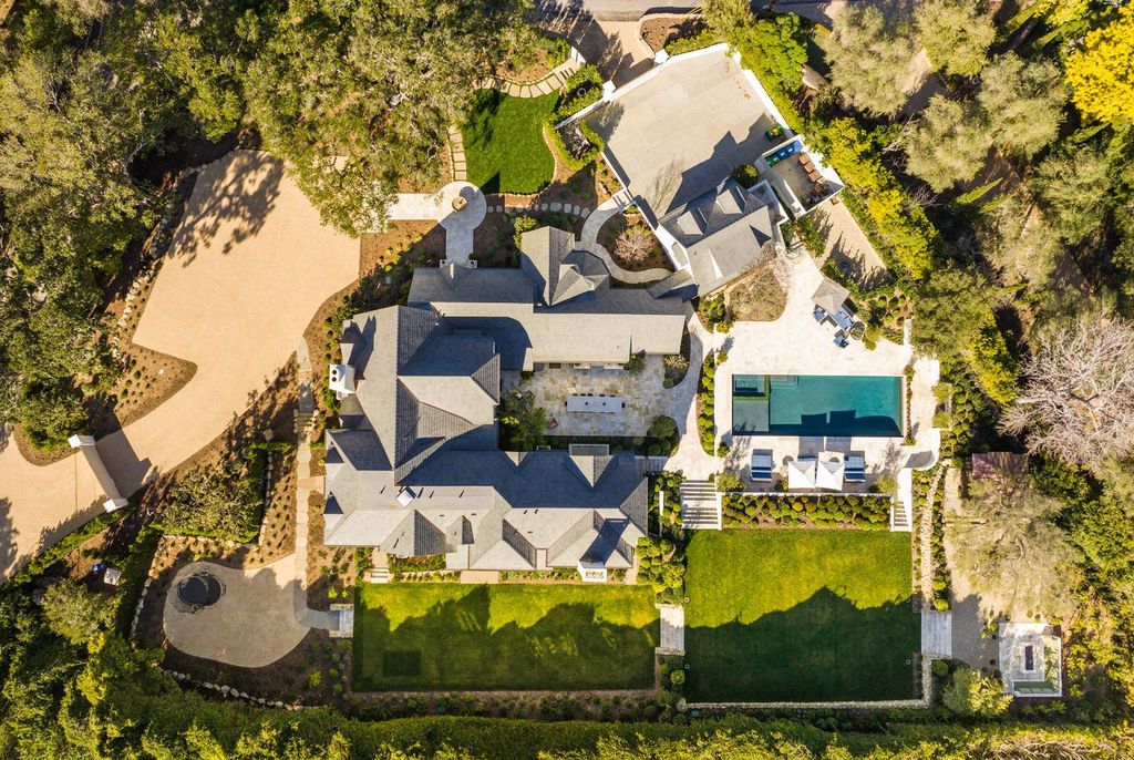 808 San Ysidro Lane Home in Santa Barbara, California. Discover this meticulously renovated oasis located near the renowned San Ysidro Ranch and Upper Village. Imbued with a captivating French Country feel, this exceptional property has undergone a high-end modernization by acclaimed international designer Mike Moser and renowned builder Richard Heimberg.