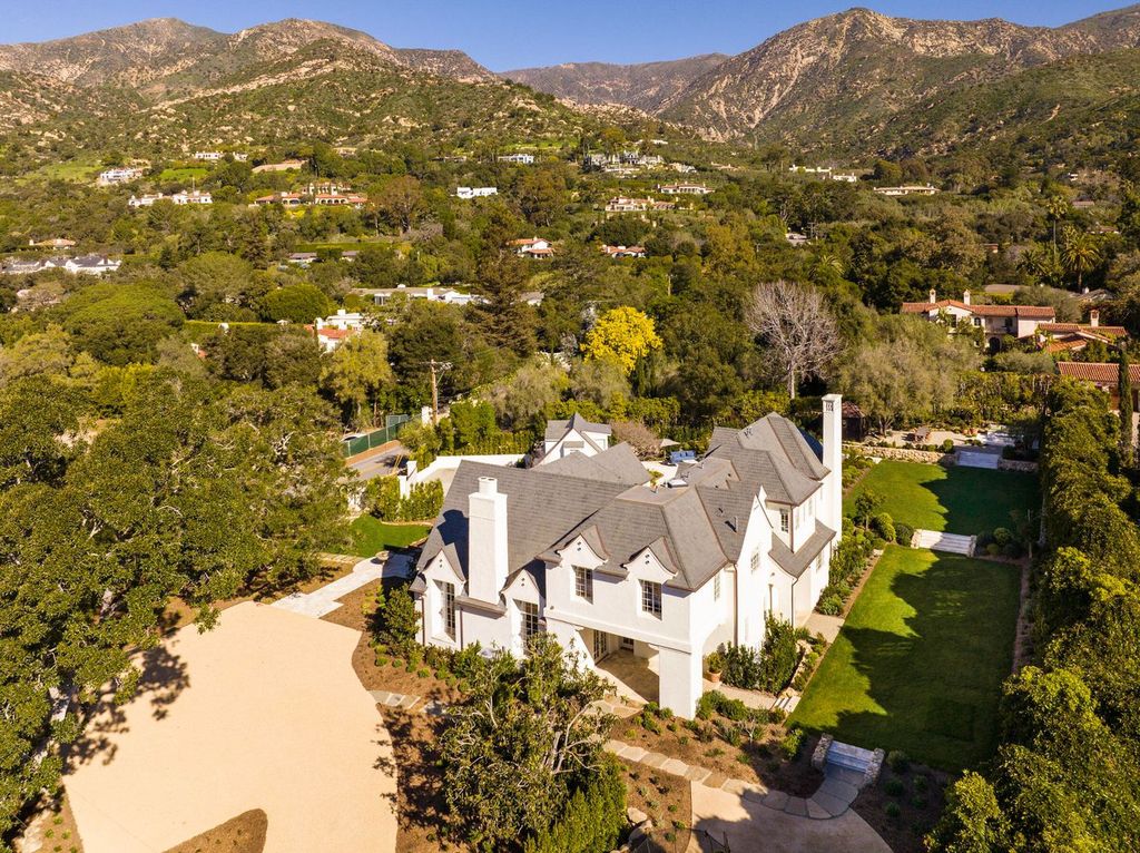 808 San Ysidro Lane Home in Santa Barbara, California. Discover this meticulously renovated oasis located near the renowned San Ysidro Ranch and Upper Village. Imbued with a captivating French Country feel, this exceptional property has undergone a high-end modernization by acclaimed international designer Mike Moser and renowned builder Richard Heimberg.