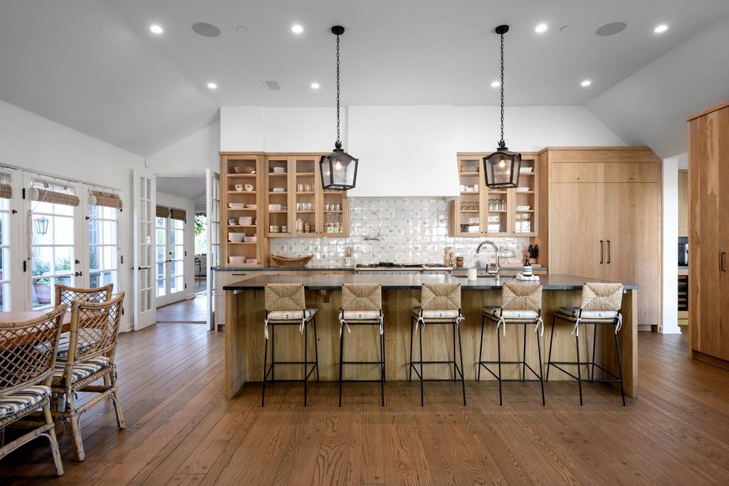 808 San Ysidro Lane Home in Santa Barbara, California. Discover this meticulously renovated oasis located near the renowned San Ysidro Ranch and Upper Village. Imbued with a captivating French Country feel, this exceptional property has undergone a high-end modernization by acclaimed international designer Mike Moser and renowned builder Richard Heimberg.