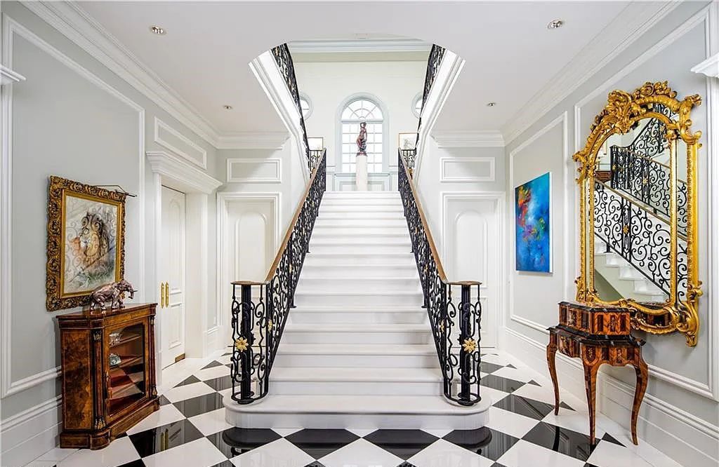 Discover 3600 Rum Row, Naples, Florida - a stunning European-style home that effortlessly combines beauty, grace, and modern amenities. 