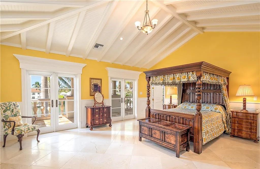 Discover 3600 Rum Row, Naples, Florida - a stunning European-style home that effortlessly combines beauty, grace, and modern amenities. 
