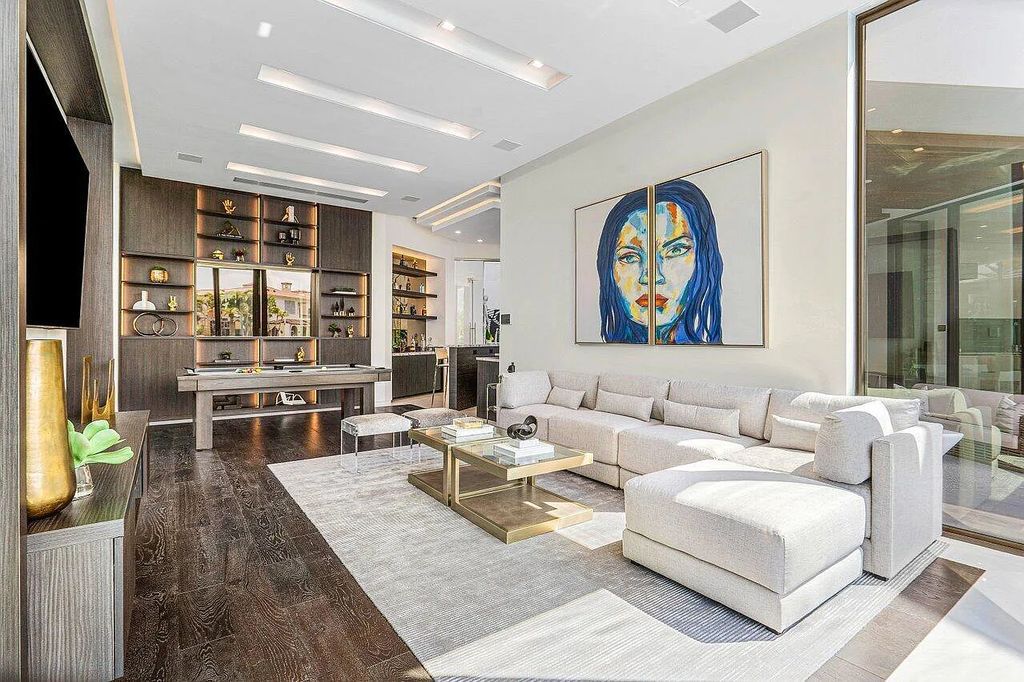 Discover 650 Tern Point Circle, Boca Raton, Florida—a stunning waterfront estate in The Sanctuary. This brand-new residence offers 6 beds, 10 baths, and 8,826 sq ft. With bright Southern Exposure, soaring ceilings, and elegant design, it's a true masterpiece.