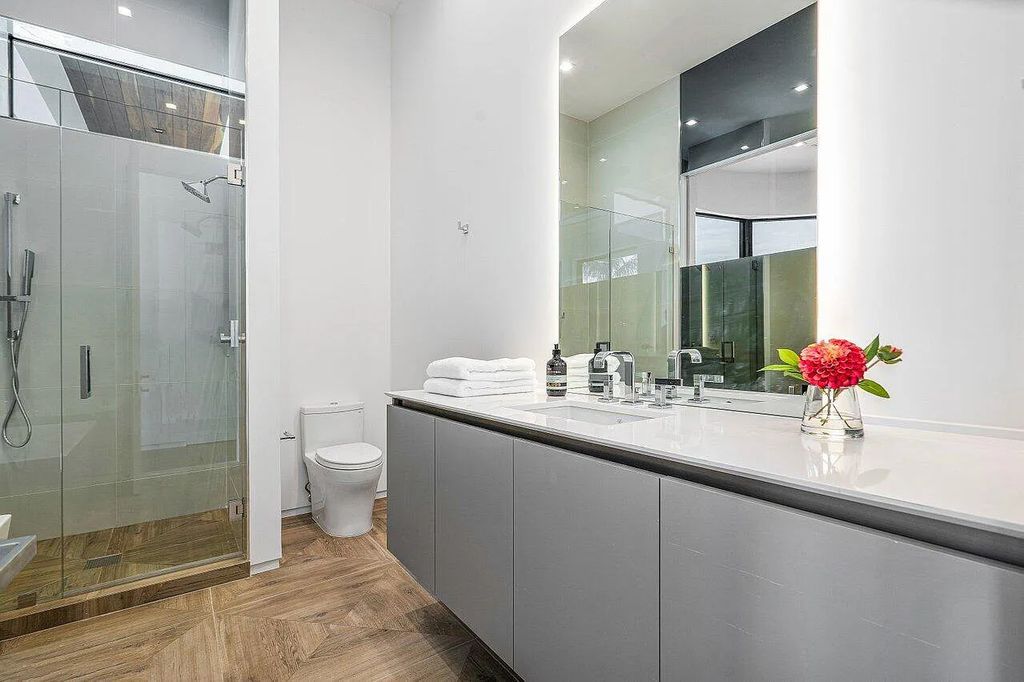 Discover 650 Tern Point Circle, Boca Raton, Florida—a stunning waterfront estate in The Sanctuary. This brand-new residence offers 6 beds, 10 baths, and 8,826 sq ft. With bright Southern Exposure, soaring ceilings, and elegant design, it's a true masterpiece.