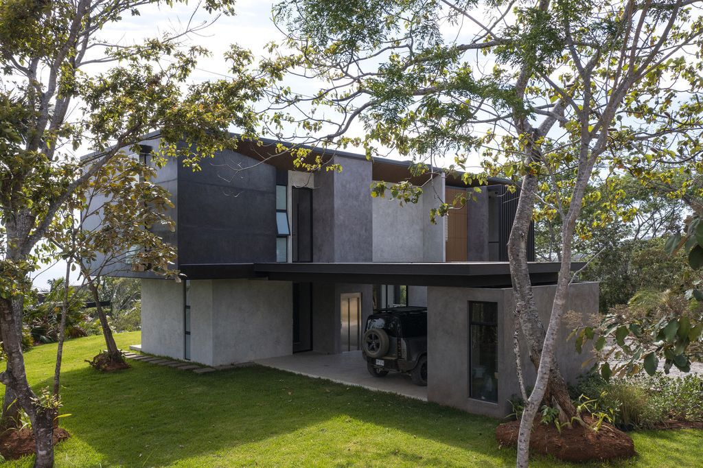 Black Pearl House, Contemporary Tropical Oasis by QBO3 Arquitectos 3 Black Pearl House, Contemporary Tropical Oasis by QBO3 Arquitectos