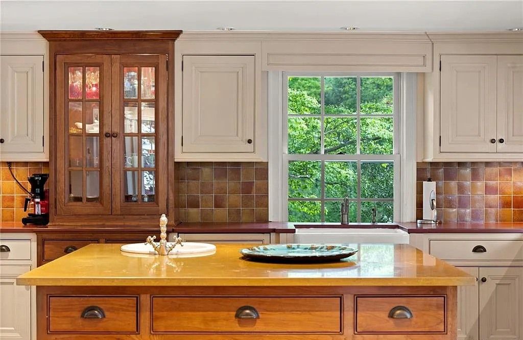 Blend of Georgian Architecture and Modern Flair in West Hartford Home for Sale, Priced at $2 Million