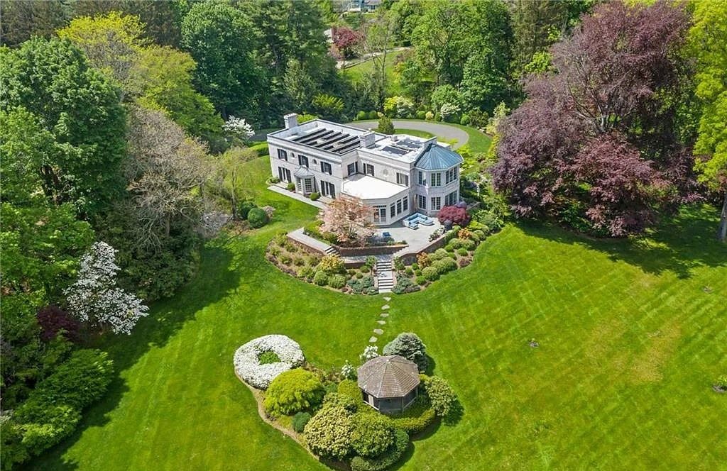 Blend of Georgian Architecture and Modern Flair in West Hartford Home for Sale, Priced at $2 Million