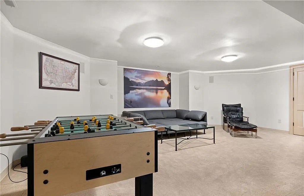 Blend of Georgian Architecture and Modern Flair in West Hartford Home for Sale, Priced at $2 Million