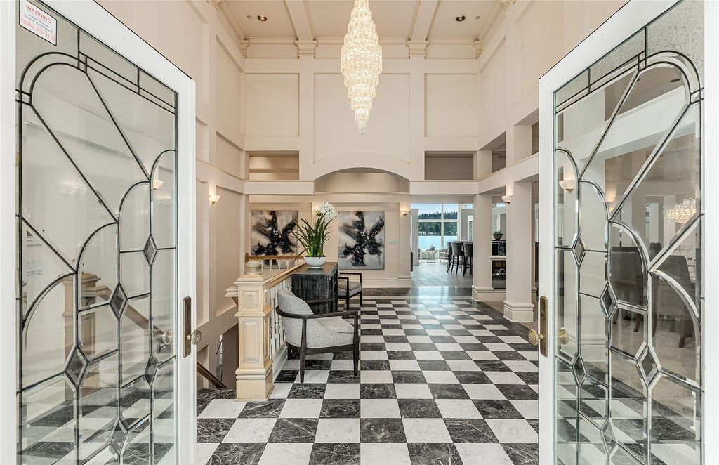 Breathtaking Waterfront Estate on East Lake Sammamish: A Contemporary Icon with 104' of Shoreline, Listed at $7.498M